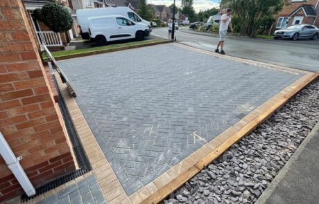 elland block paving large driveway 02